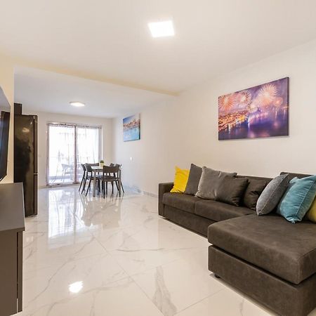 St Paul'S Bay Sunny Suites By 360 Estates San Pawl il-Baħar Kültér fotó
